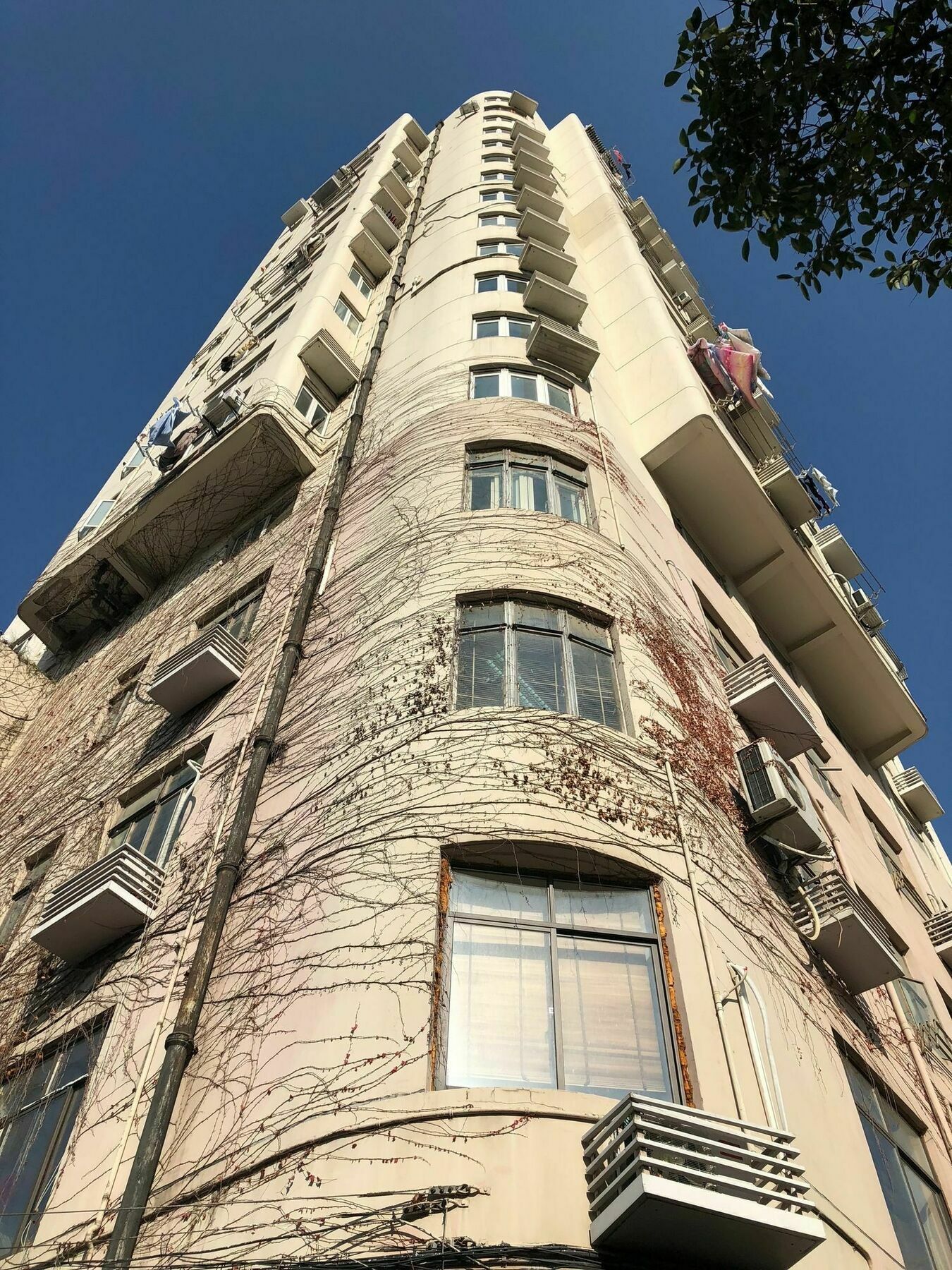 Henry'S Apartment - South Maoming Road Шанхай Экстерьер фото